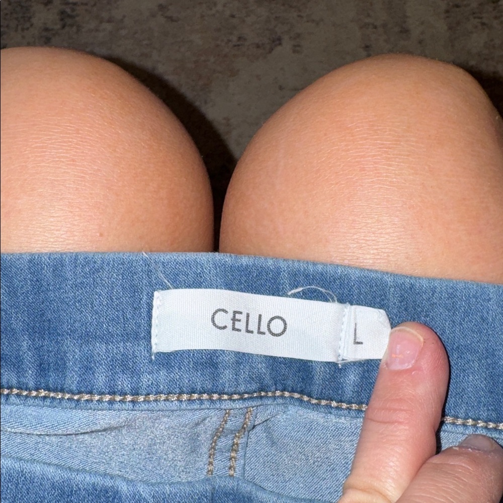 Cello - Picture 3 of 3